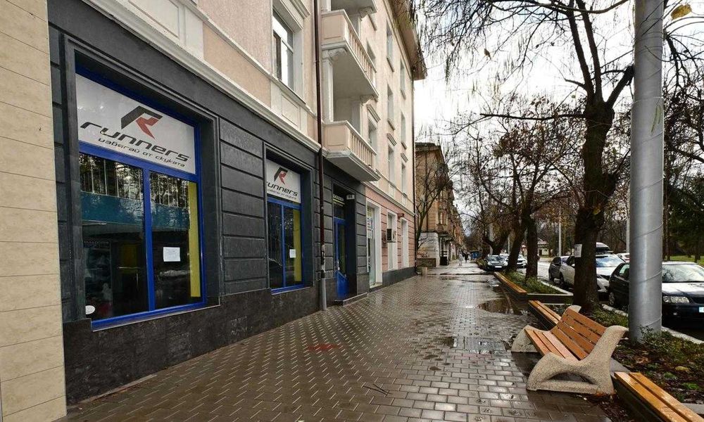 Кафе-сладкарница в гр. Перник, кв. Изток