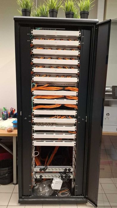 Servicii Suport IT, Rețelistică, Mentenanță PC & Servere onsite/remote