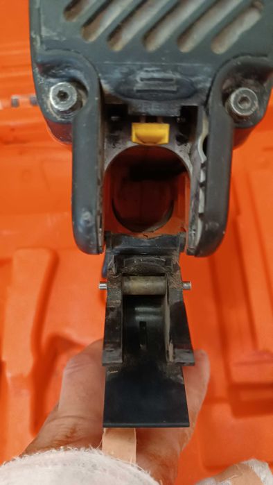 Paslode IM65A F16 Такер