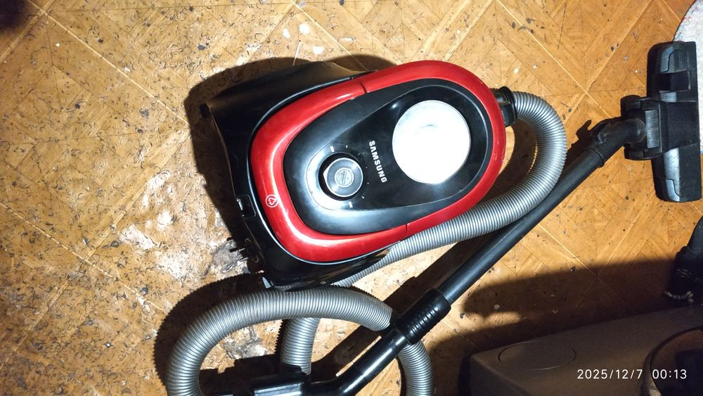 Продам пылесос Самсунг 1800ват