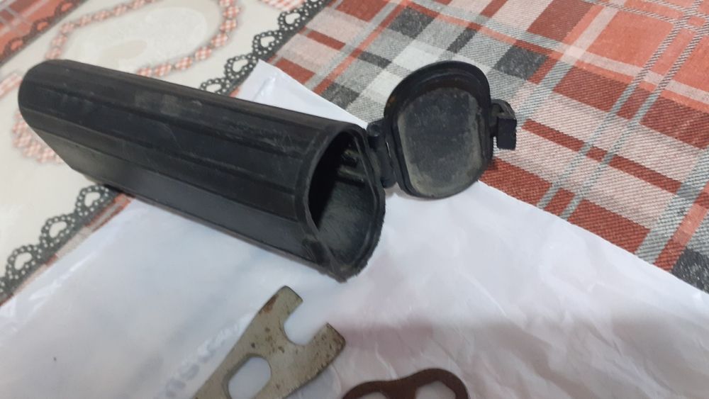 Ключове за велосипед и чанта за Балкан.