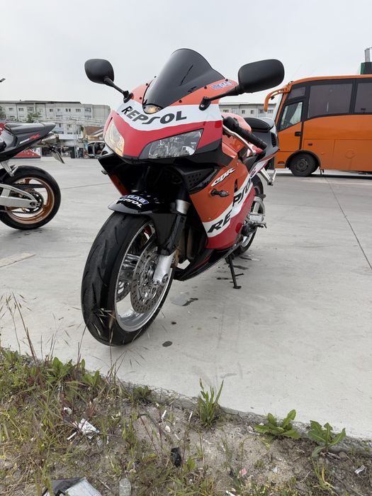 Honda cbr 600 rr