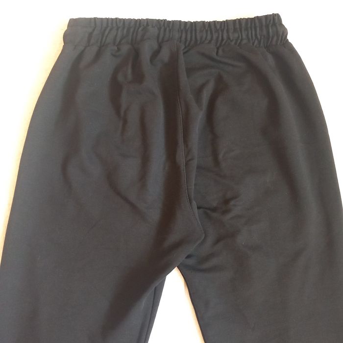 Pantaloni Nike, marimea M, nou fara eticheta, originali