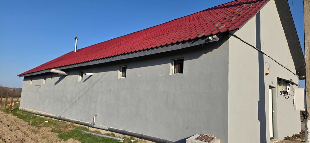 Vând Brutărie - Patiserie, teren 1.2 hectare, panouri fotovoltaice.