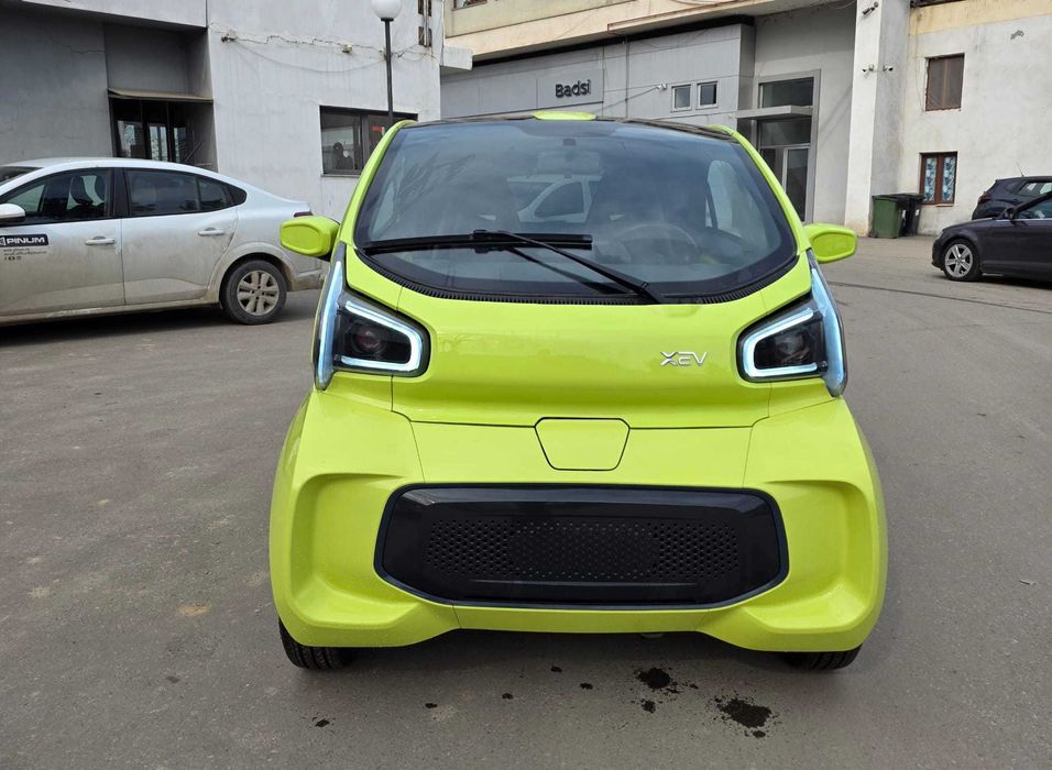 Xev Yoyo masina Electrica 16 ani