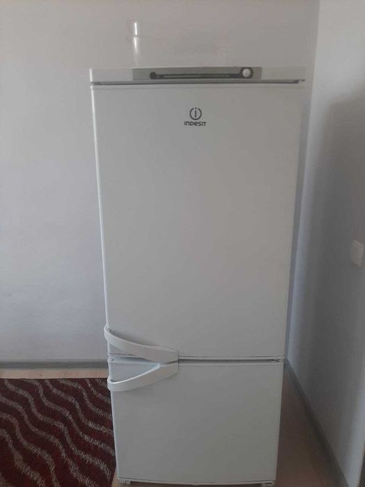 Холодильник Индезит ва Норд сотилади РОССИЯ Сифатли