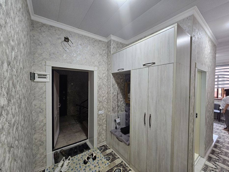 Сдаётся 2х ком квартира на 2 этаже, ор:ГУВД, болгарский посёл.