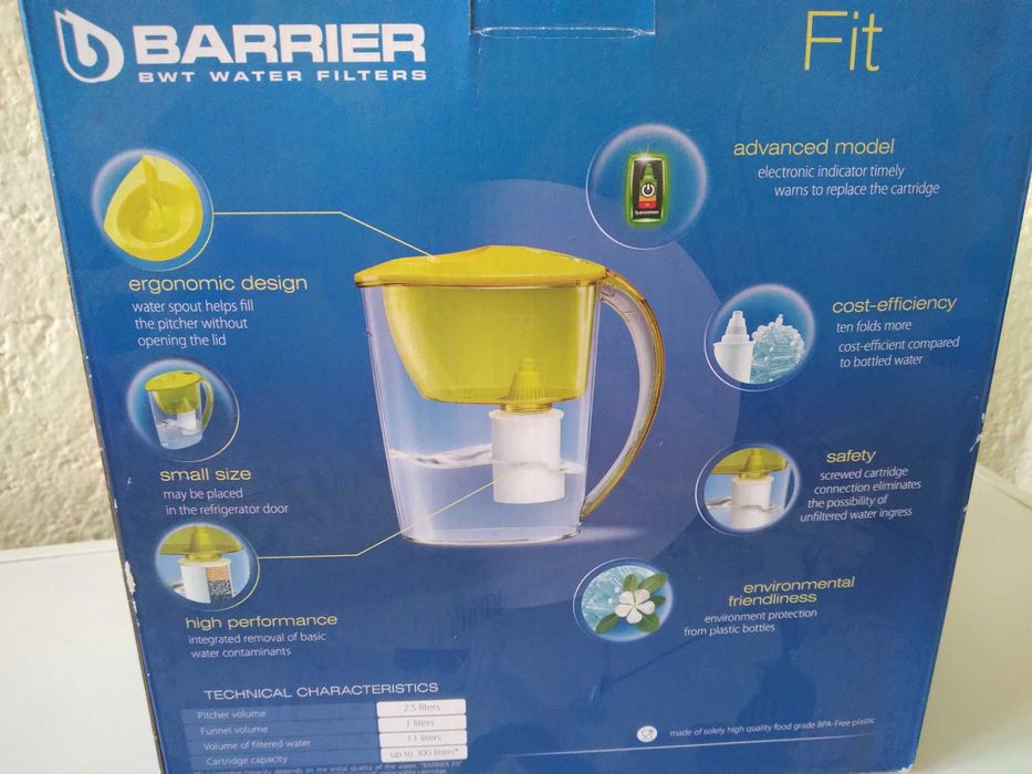 Кана за вода с филтър Barrier