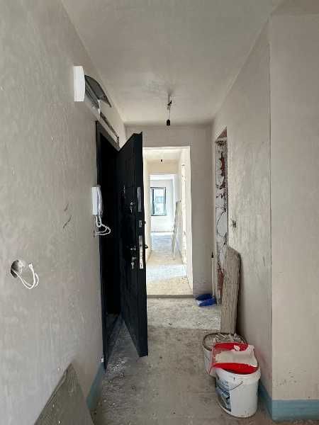 Продава се Тристаен апартамент в Пловдив, Център - 2300 кв.м за 74 €/кв.м - Снимка #2