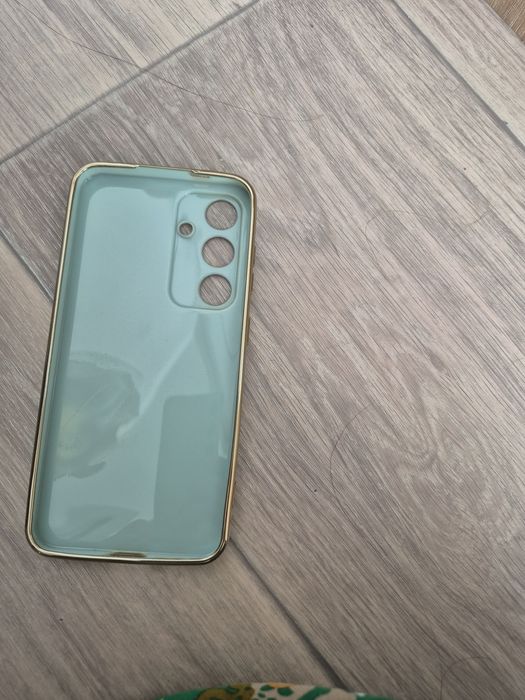 Продам чехлы на телефон