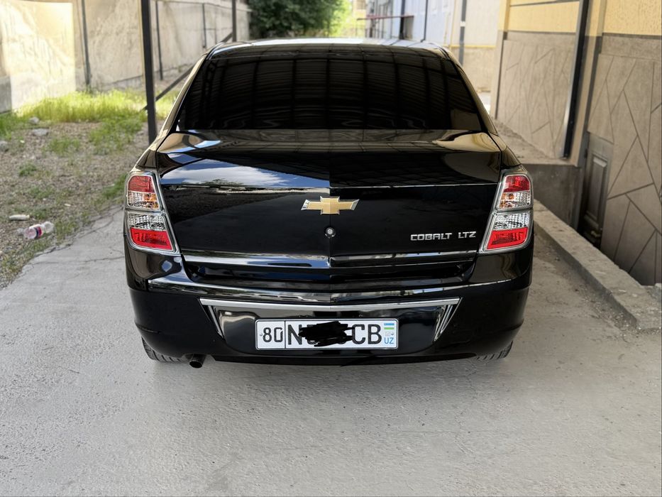Chevrolet Cobalt 2025 — 4
