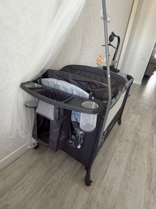 Продам кровать-манеж