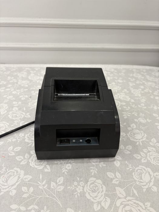 Продам моноблок, денежный ящик, принтер чек