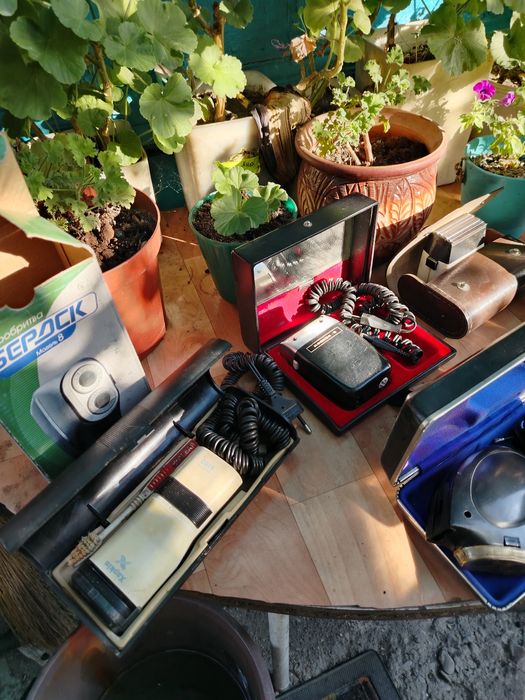 Продам электробритвы