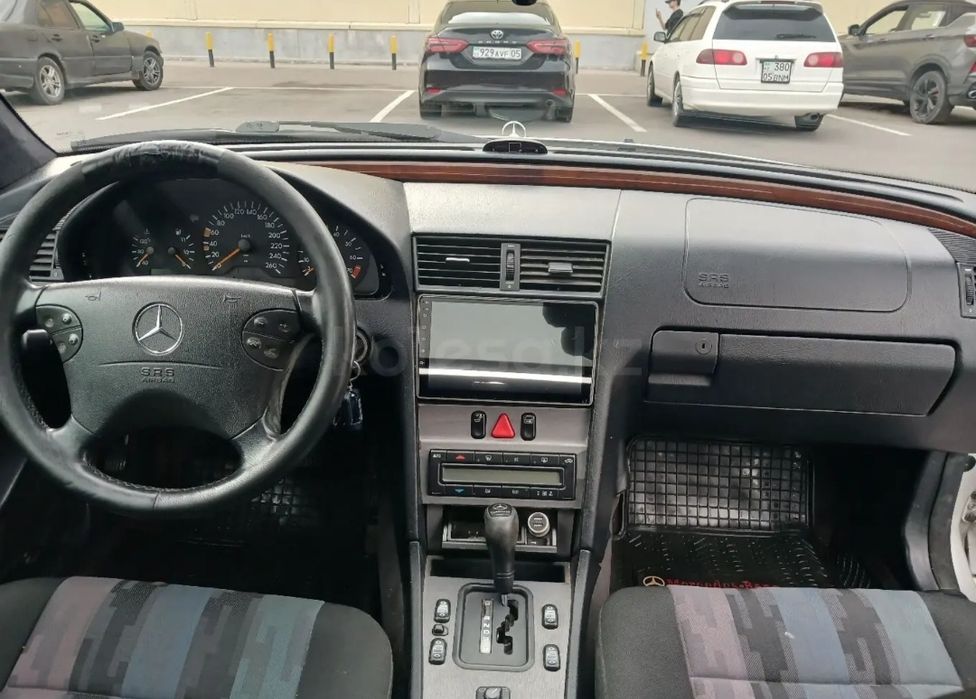 Мерседес C220 цешка