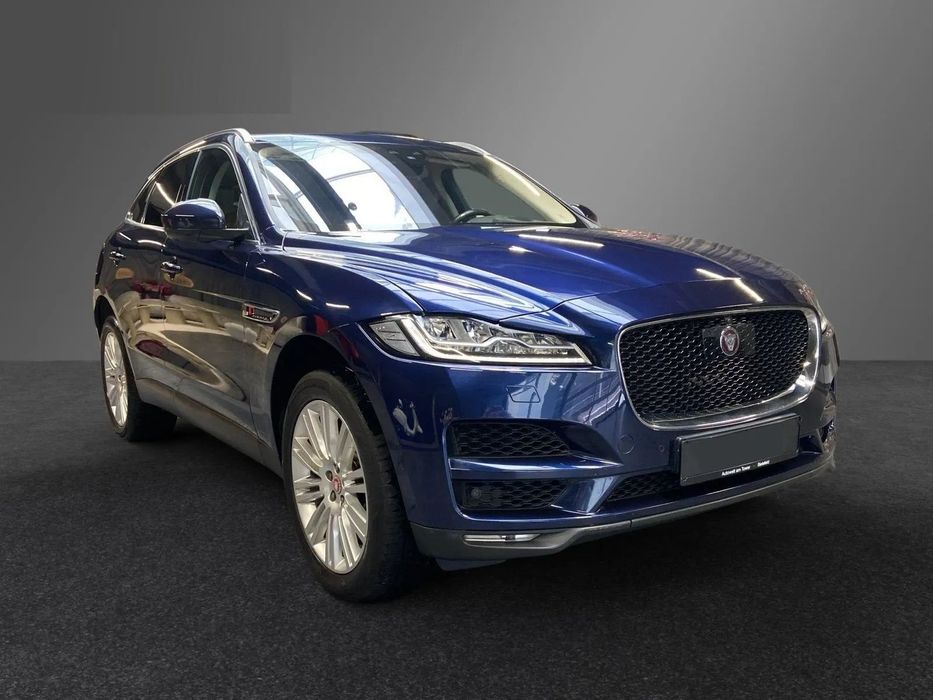 Jaguar F-Pace Pachet full de dotari, import Germania, nerulata in tara