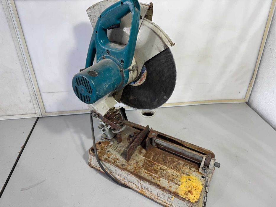 Циркуляр пендула - Makita 110 V / 1650 W / 355 mm