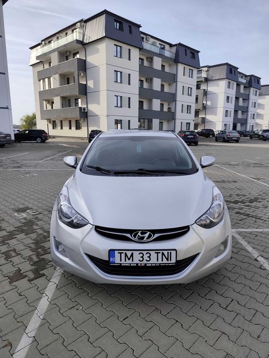 Hyundai Elantra 2012 1.6 benzina 116000 km