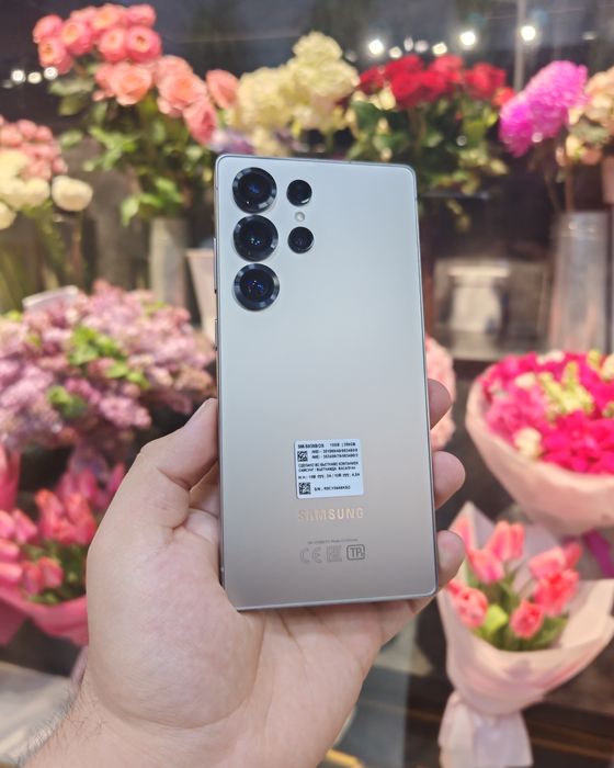 Samsung S25 Ultra 12/256Gb