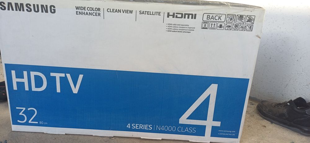 Телевизор Самсунг продаётся