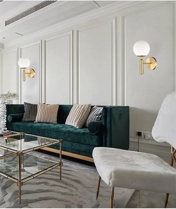 Модерен комплект от 2 златни стенни аплици, работещи с батерии, LED