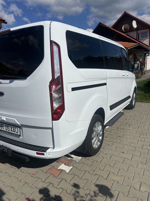 Ford Tourneo Custom