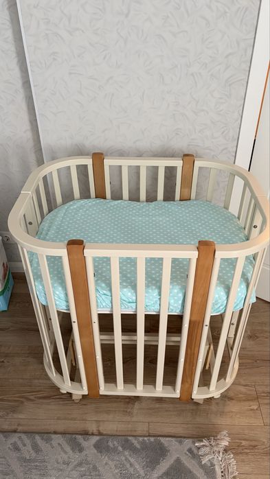 Продам кроватку маятник