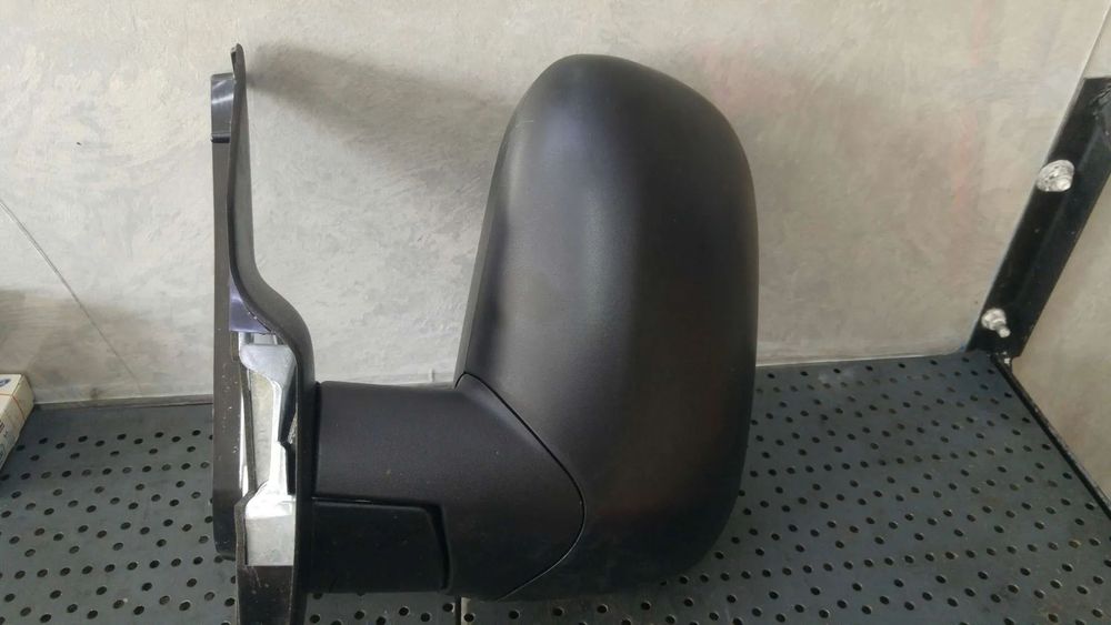 Oglinda manuala stanga ford transit ve83 94vb17683am