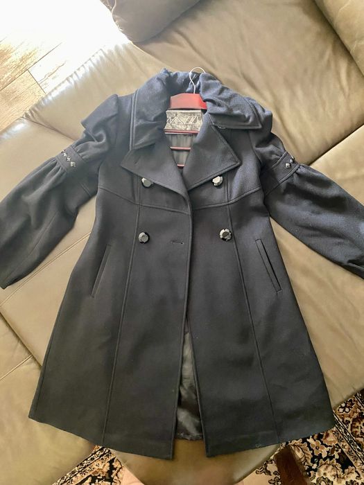 Ново дамско палто. Вълна/кашмир. Италия. MAZZI. Размер 40.