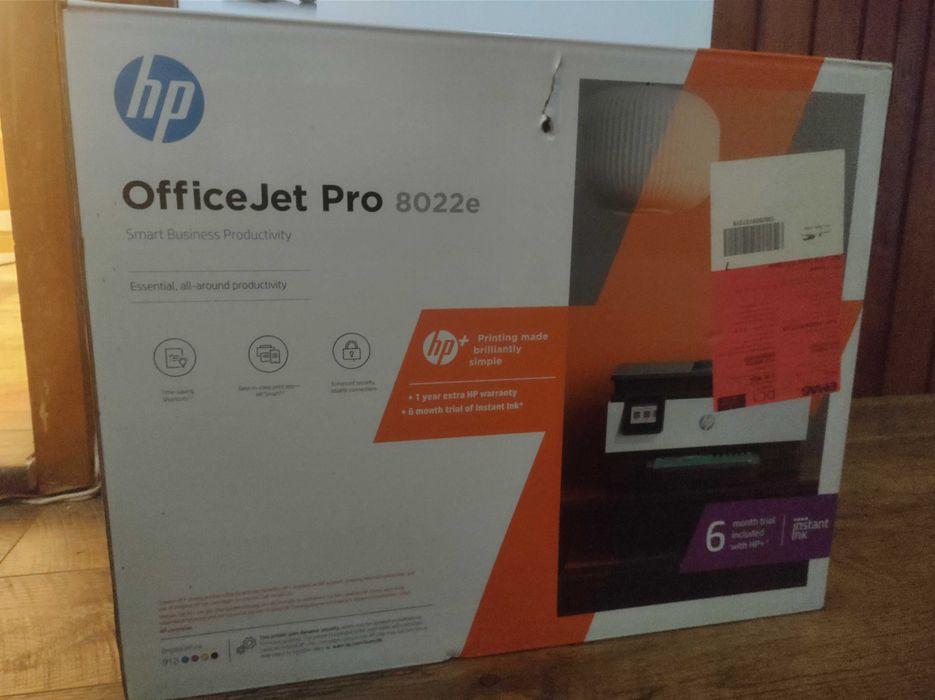 Мултифункционален цветен принтер HP OfficeJet PRO 8022E