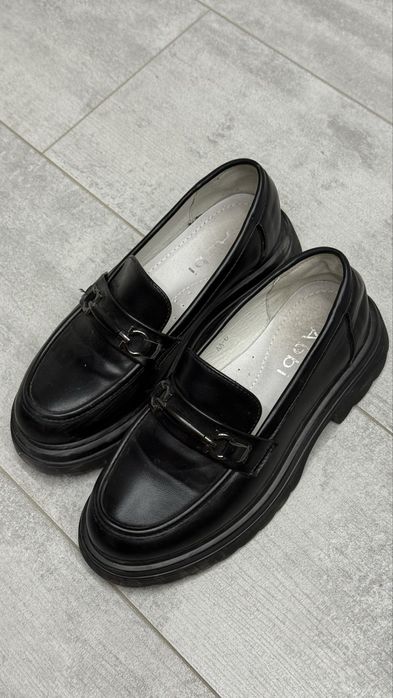 Туфли для девочки,школьные