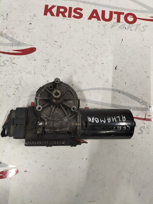 Моторче предни чистачки Seat Alhambra / Volkswagen Sharan