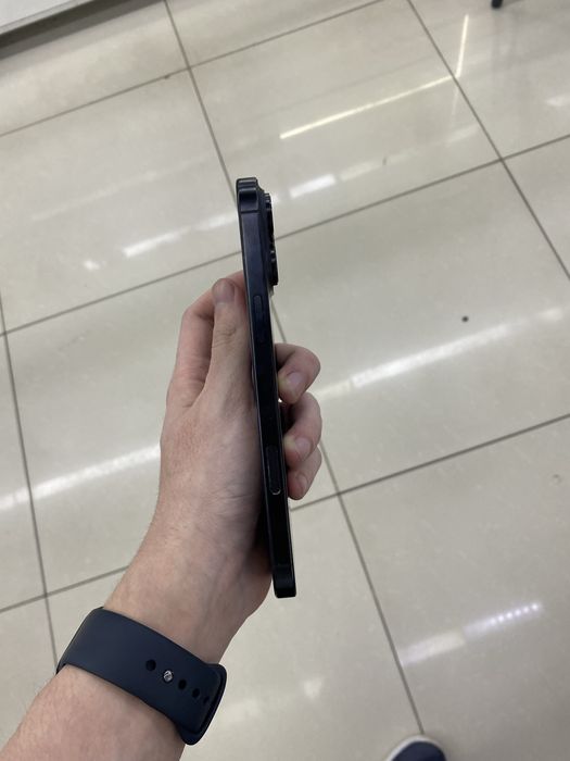 Продаю iPhone 16 PRO MAX 256/92%