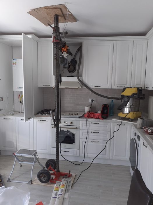 Gauri hota centrala ventilații prin carotare.
