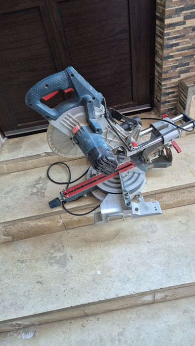 Пендула Bosch GCM 800 SJ