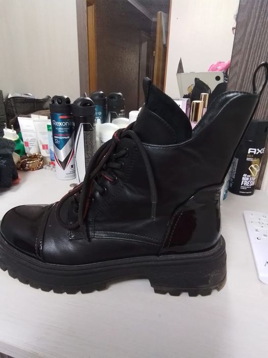 Продам ботинки осень/весна