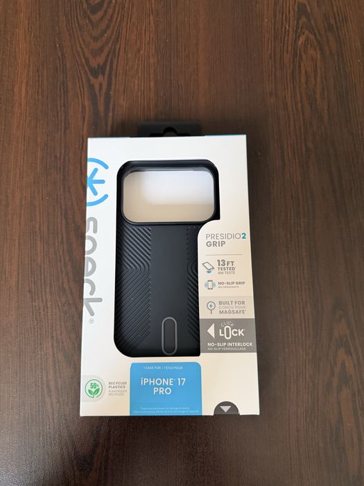 Кейсове iphone 17pro