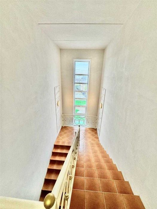 *Продается 1- комн студия ! ЖК "Алтын-Арка "!