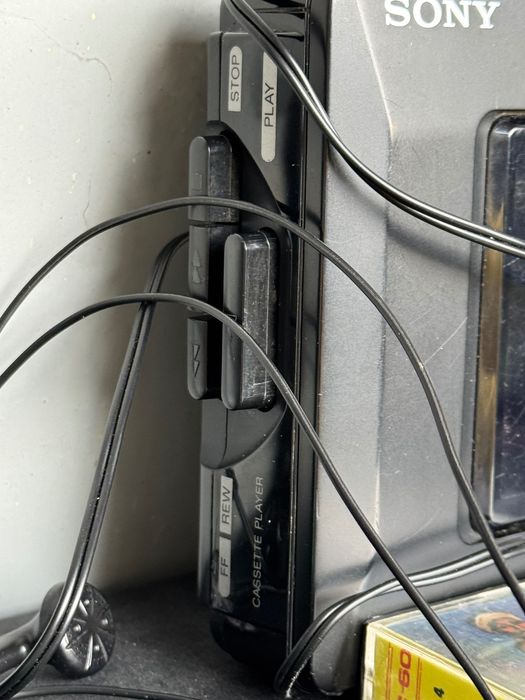 Диктофони и уокмени