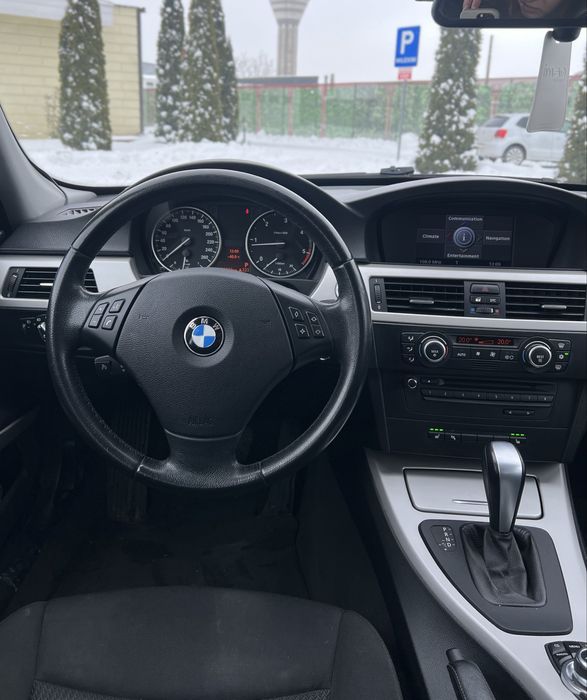 BMW seria 3 E90 facelift