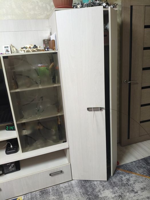 Горка стенка б/у срочно