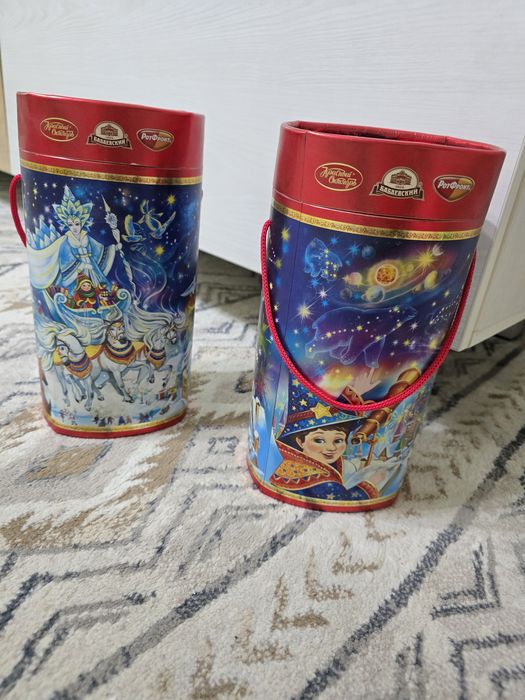 Праздничные новогодние коробки