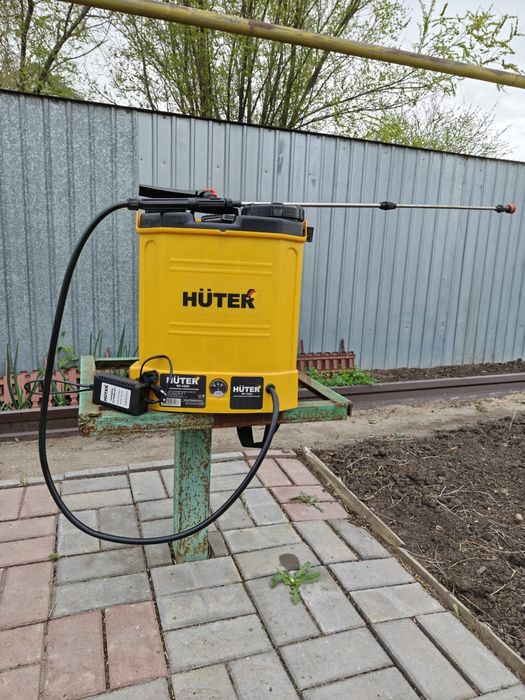 Продам опрыскиватель.