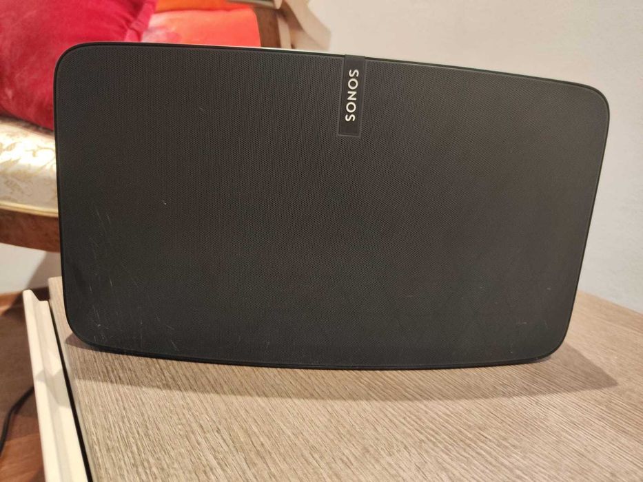 SONOS PLAY 5 / Gen 2 - Impecabil, in excelente conditii tehnice. Se poate cupla stereo cu un alt Sonos Play 5 pentru o experienta desavarsita.