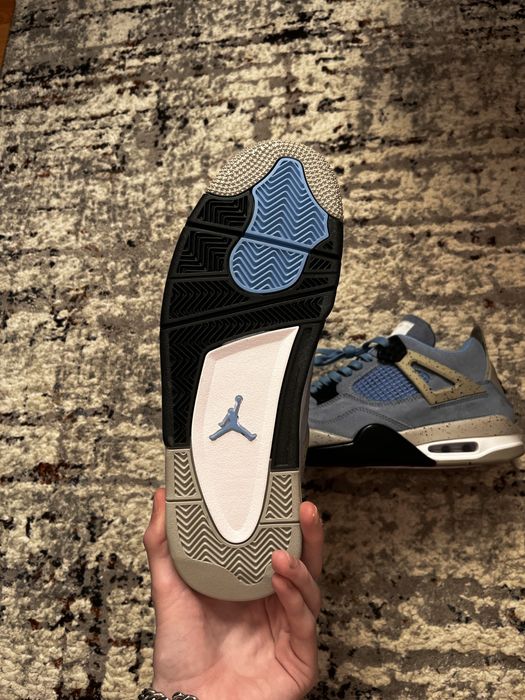 Jordan 4 University Blue-44,43