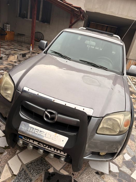 Vând Mazda BT-50