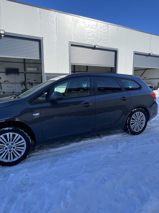 Opel astra J 2015 на части