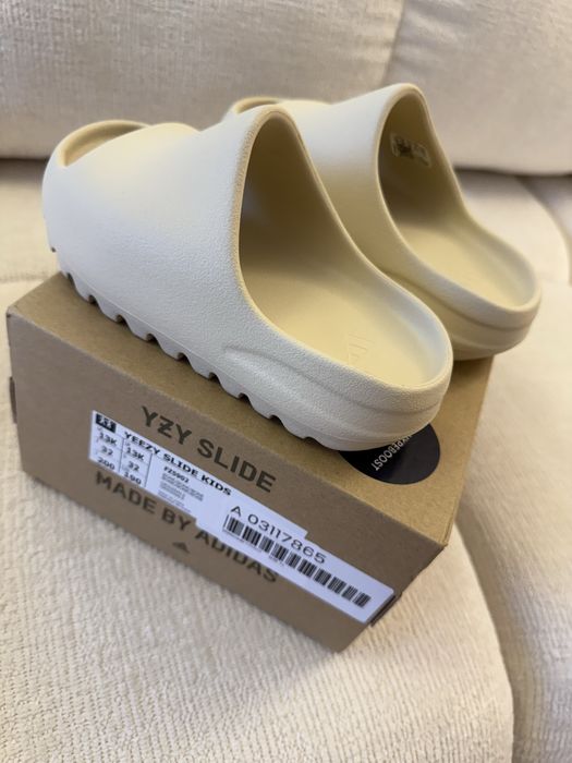 Papuci slapi Adidas yeezy slide copii 32