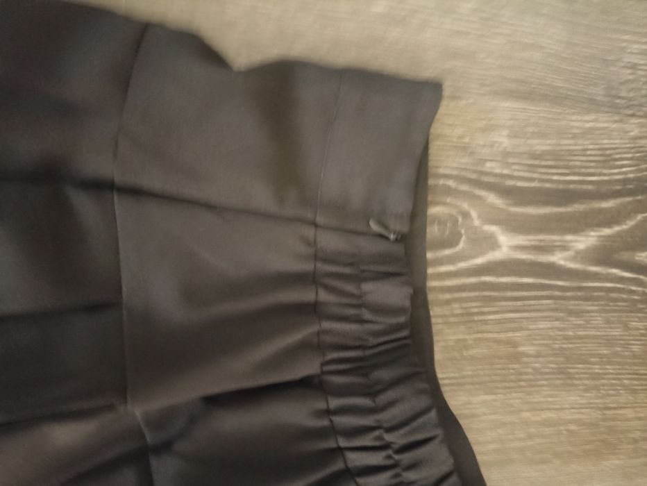 Юбка школьная в хорошем состоянии