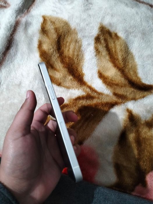 Айфон 12  100%   64гб